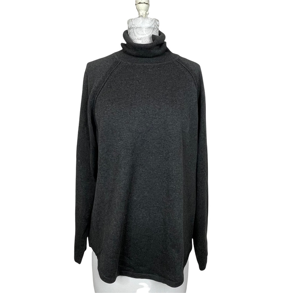 Jeanne Pierre Grey Turtleneck Sweater Curved Hem Tight Weave Size L Women
